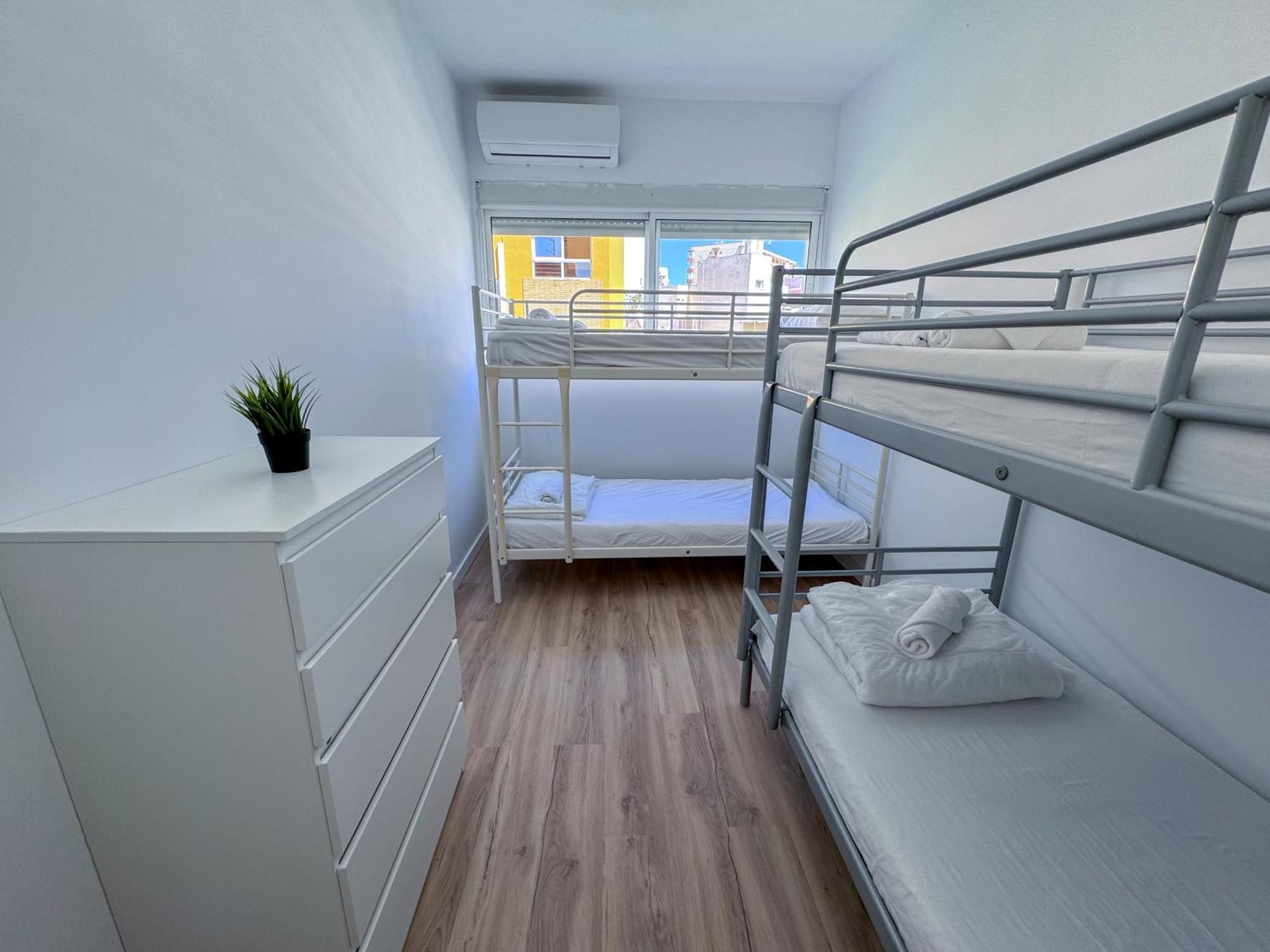 Muede Hostel ตอร์เรโมลิโนส ภายนอก รูปภาพ