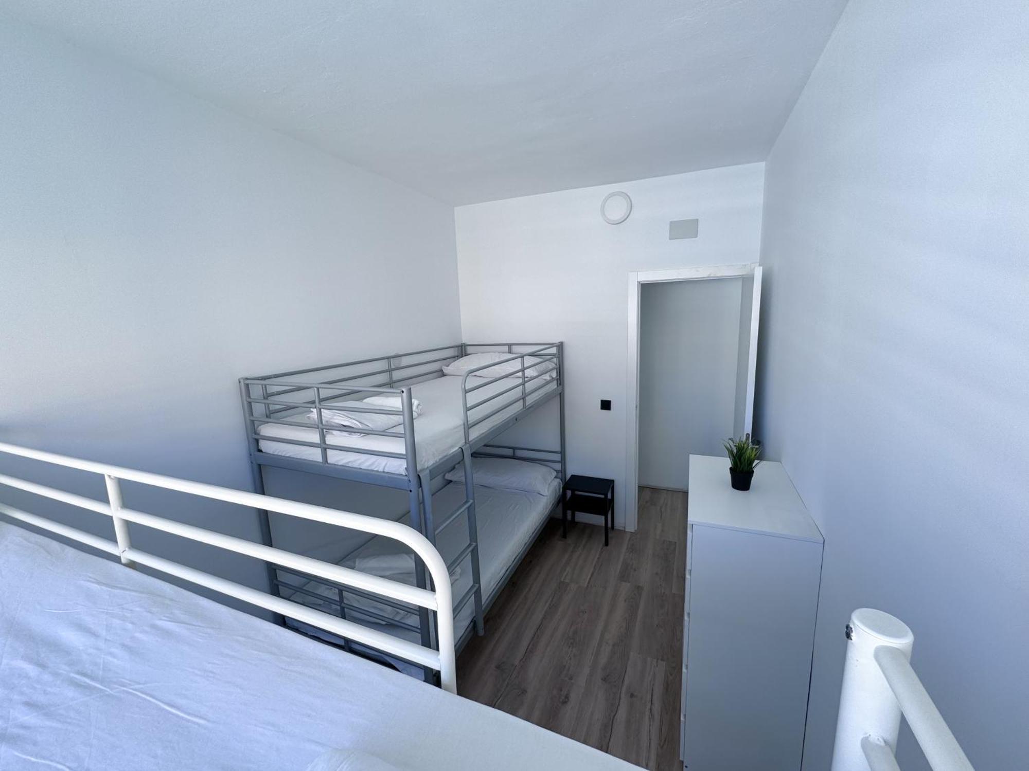 Muede Hostel ตอร์เรโมลิโนส ภายนอก รูปภาพ