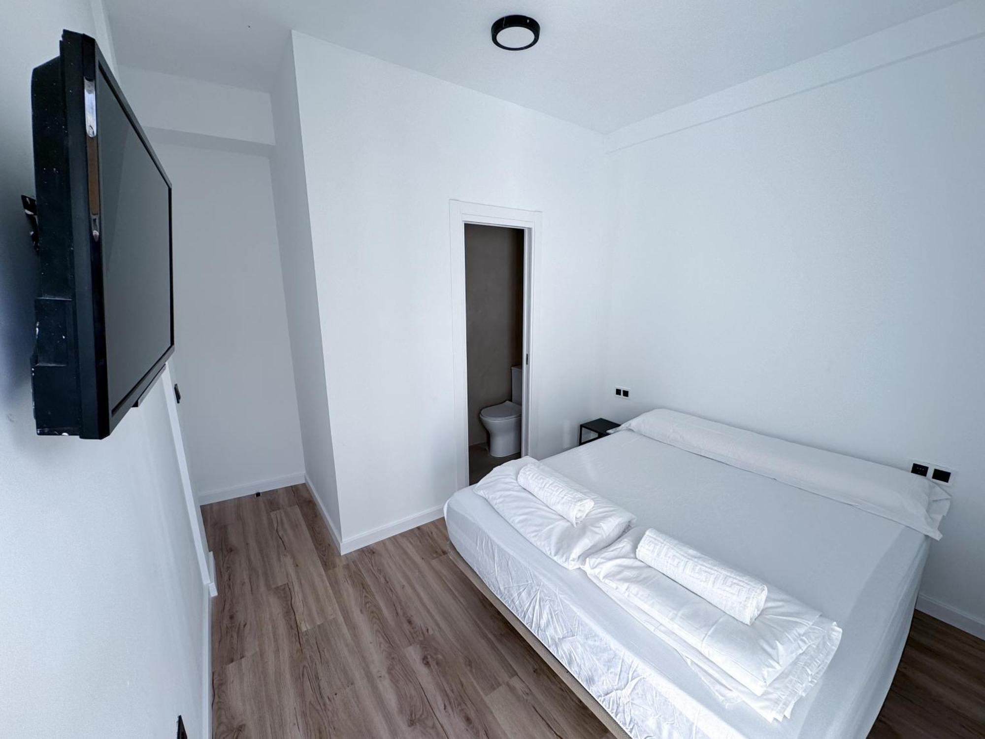 Muede Hostel ตอร์เรโมลิโนส ภายนอก รูปภาพ
