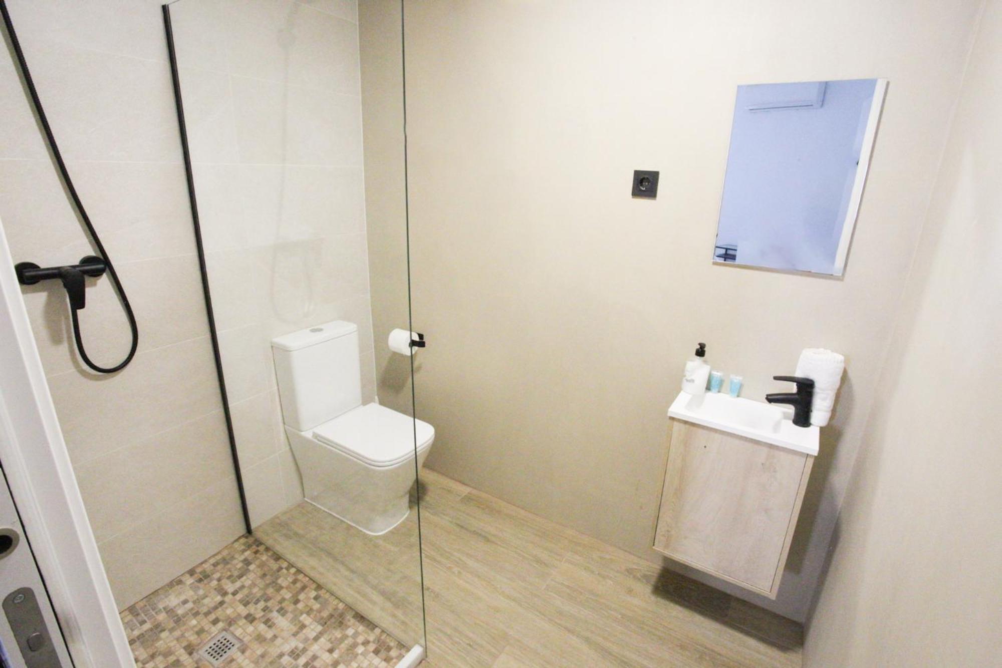 Muede Hostel ตอร์เรโมลิโนส ภายนอก รูปภาพ